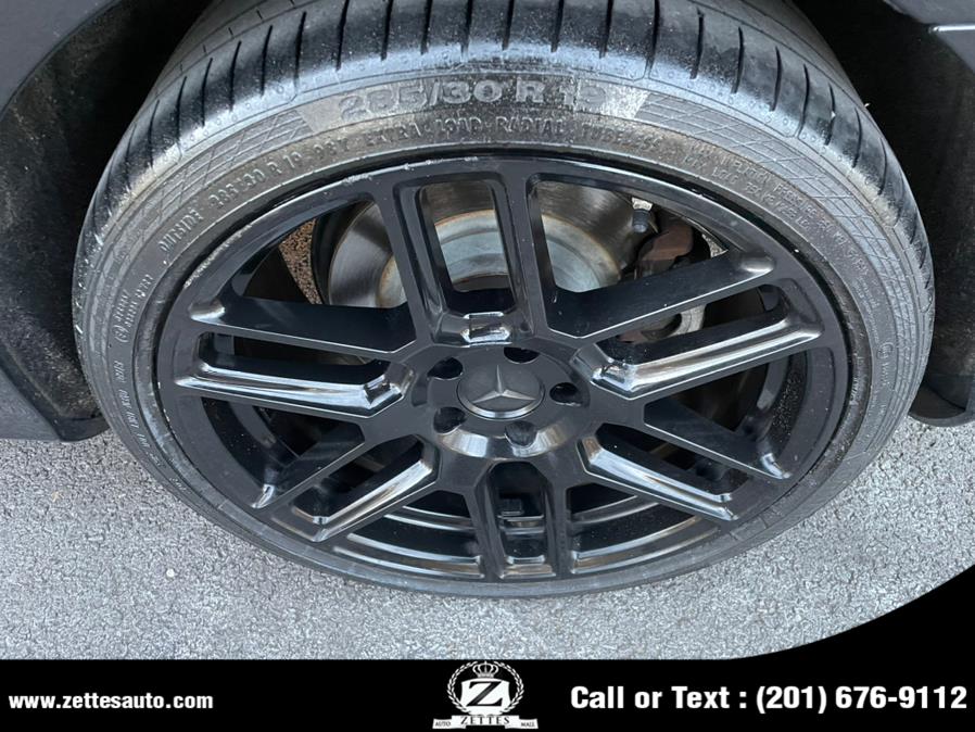 2012 Mercedes-Benz CLS-Class 4dr Sdn CLS550 4MATIC, available for sale in Jersey City, New Jersey | Zettes Auto Mall. Jersey City, New Jersey 2012 Mercedes-Benz CLS-Class 4dr Sdn CLS550 4MATIC, available for sale in Jersey City, New Jersey | Zettes Auto Mall. Jersey City, New Jersey