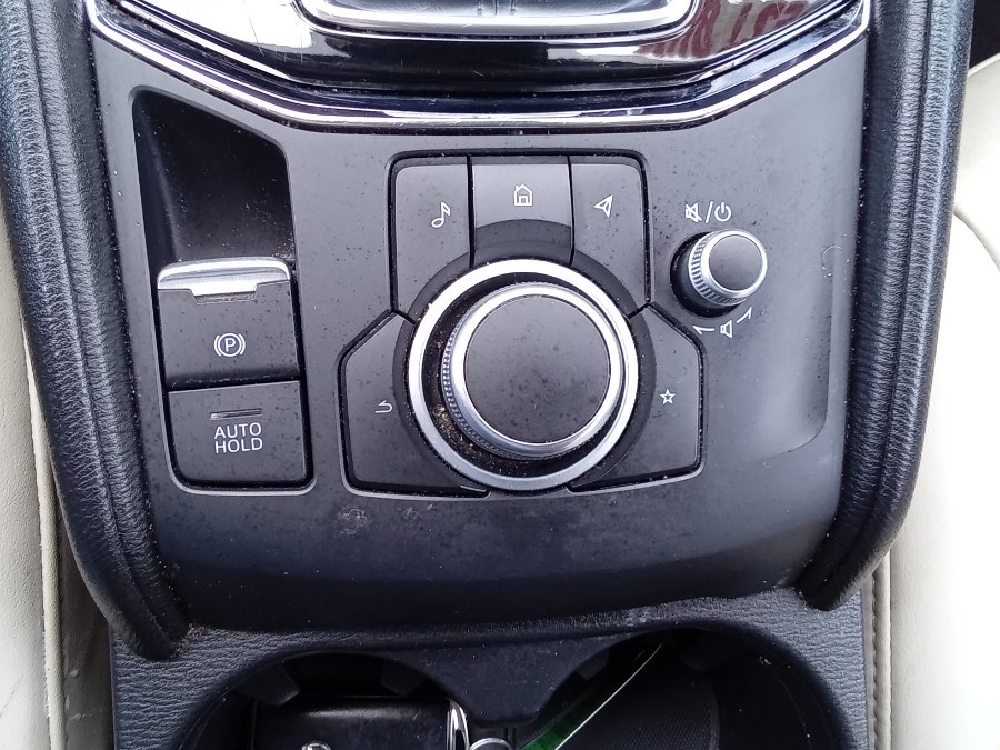 2021 Mazda CX-5 Carbon Edition FWD, available for sale in Irvington, New Jersey | NJ Used Cars Center. Irvington, New Jersey 2021 Mazda CX-5 Carbon Edition FWD, available for sale in Irvington, New Jersey | NJ Used Cars Center. Irvington, New Jersey