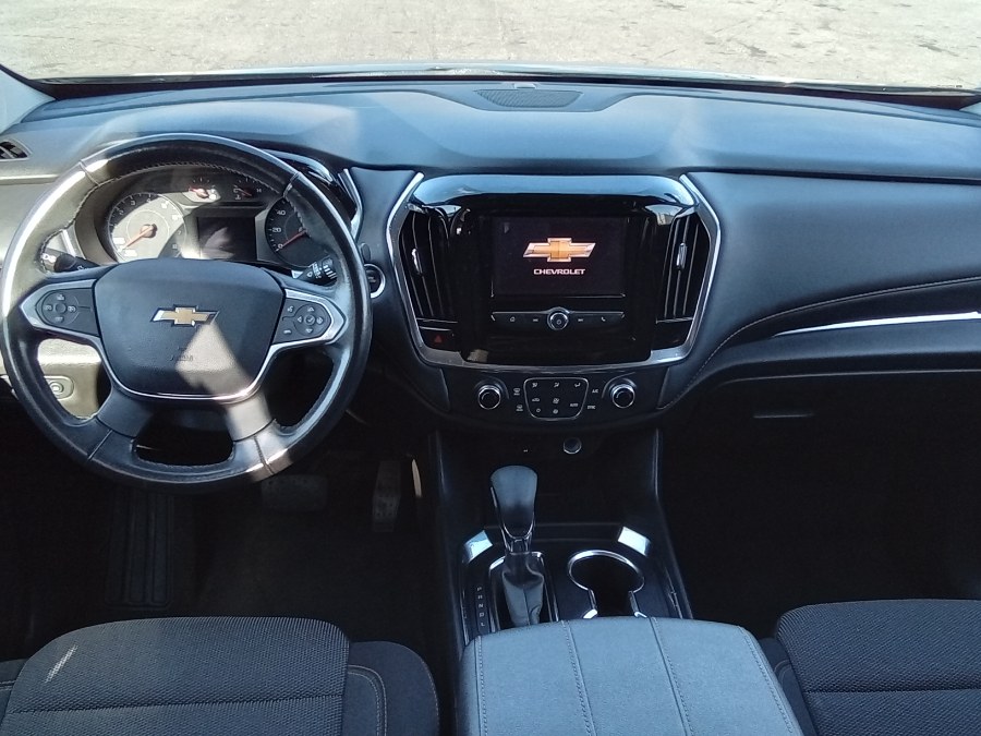 2021 Chevrolet Traverse FWD 4dr LT Cloth w/1LT, available for sale in Irvington, New Jersey | NJ Used Cars Center. Irvington, New Jersey 2021 Chevrolet Traverse FWD 4dr LT Cloth w/1LT, available for sale in Irvington, New Jersey | NJ Used Cars Center. Irvington, New Jersey