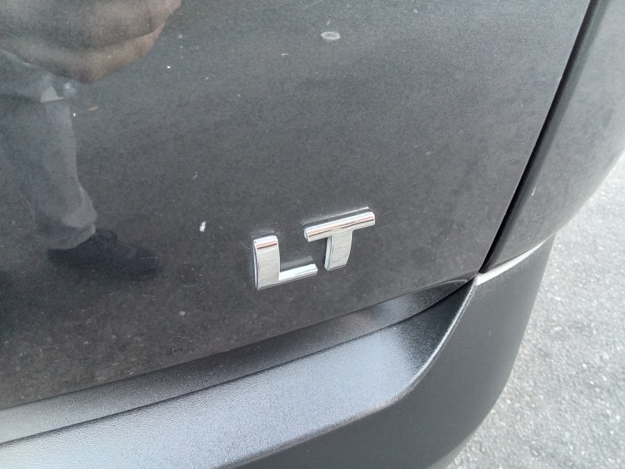 2021 Chevrolet Traverse FWD 4dr LT Cloth w/1LT, available for sale in Irvington, New Jersey | NJ Used Cars Center. Irvington, New Jersey 2021 Chevrolet Traverse FWD 4dr LT Cloth w/1LT, available for sale in Irvington, New Jersey | NJ Used Cars Center. Irvington, New Jersey
