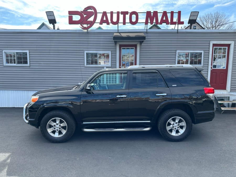 2011 Toyota 4Runner 4WD 4dr V6 SR5 (Natl), available for sale in Paterson, New Jersey | DZ Automall. Paterson, New Jersey
