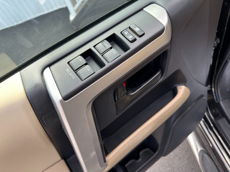 2011 Toyota 4Runner 4WD 4dr V6 SR5 (Natl), available for sale in Paterson, New Jersey | DZ Automall. Paterson, New Jersey 2011 Toyota 4Runner 4WD 4dr V6 SR5 (Natl), available for sale in Paterson, New Jersey | DZ Automall. Paterson, New Jersey