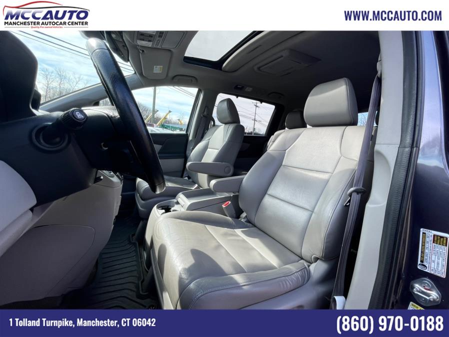 2016 Honda Odyssey 5dr EX-L w/RES, available for sale in Manchester, Connecticut | Manchester Autocar Center. Manchester, Connecticut 2016 Honda Odyssey 5dr EX-L w/RES, available for sale in Manchester, Connecticut | Manchester Autocar Center. Manchester, Connecticut