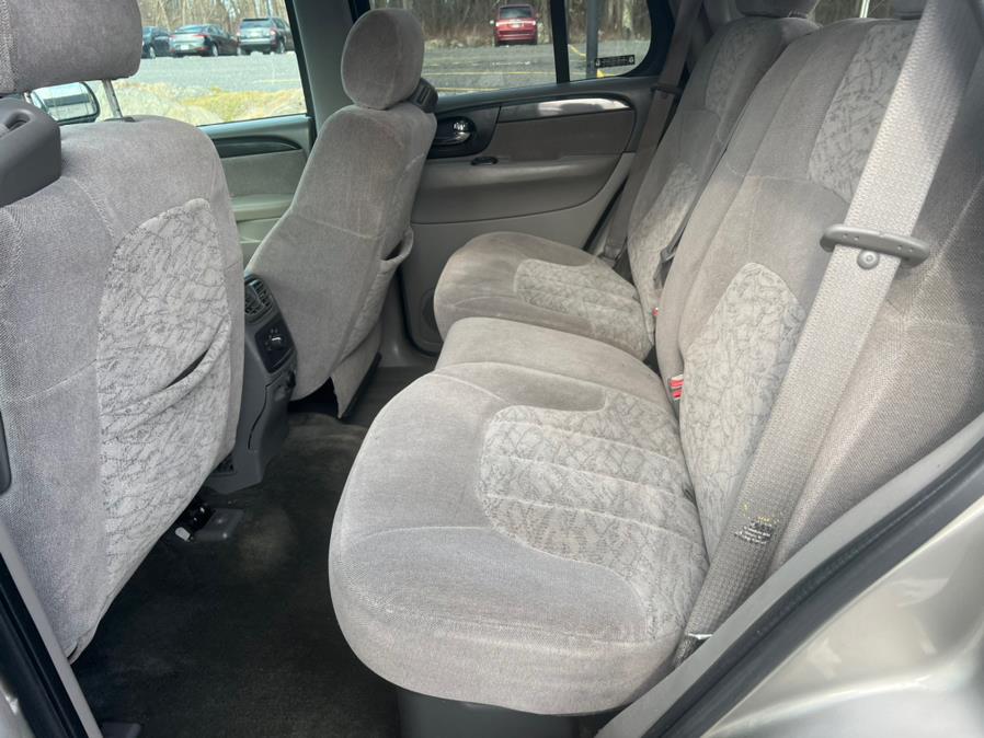 2002 GMC Envoy 4dr 4WD SLT, available for sale in Swansea, Massachusetts | Gas On The Run. Swansea, Massachusetts 2002 GMC Envoy 4dr 4WD SLT, available for sale in Swansea, Massachusetts | Gas On The Run. Swansea, Massachusetts