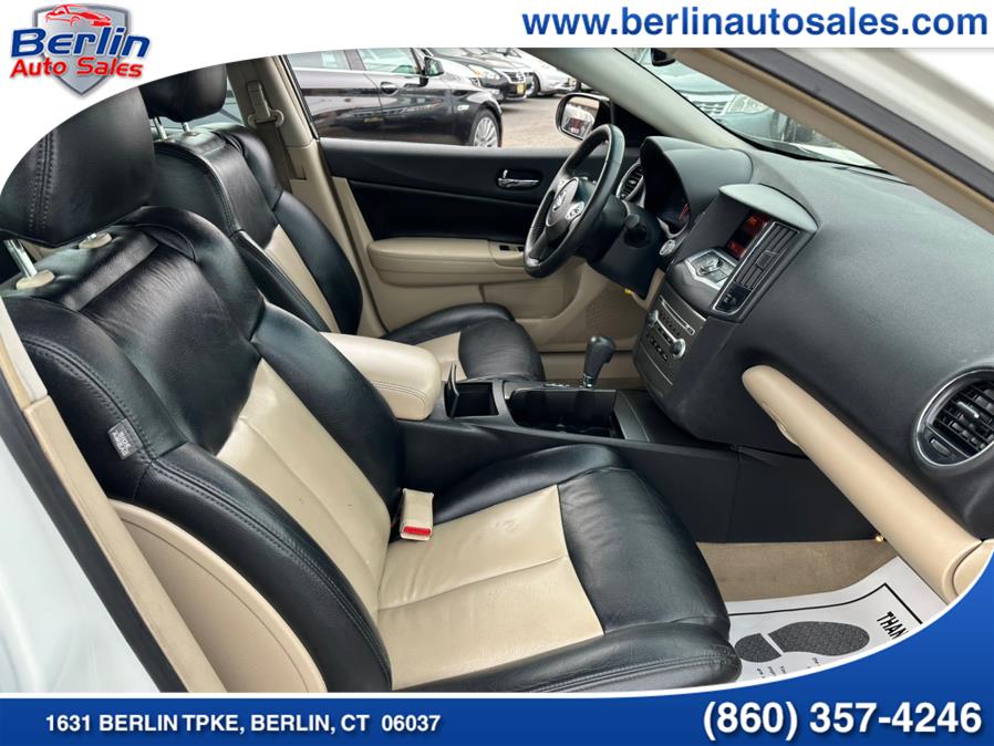 2014 Nissan Maxima 4dr Sdn 3.5 SV w/Premium Pkg, available for sale in Berlin, Connecticut | Berlin Auto Sales LLC. Berlin, Connecticut 2014 Nissan Maxima 4dr Sdn 3.5 SV w/Premium Pkg, available for sale in Berlin, Connecticut | Berlin Auto Sales LLC. Berlin, Connecticut