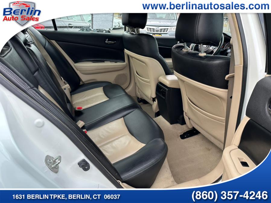 2014 Nissan Maxima 4dr Sdn 3.5 SV w/Premium Pkg, available for sale in Berlin, Connecticut | Berlin Auto Sales LLC. Berlin, Connecticut 2014 Nissan Maxima 4dr Sdn 3.5 SV w/Premium Pkg, available for sale in Berlin, Connecticut | Berlin Auto Sales LLC. Berlin, Connecticut