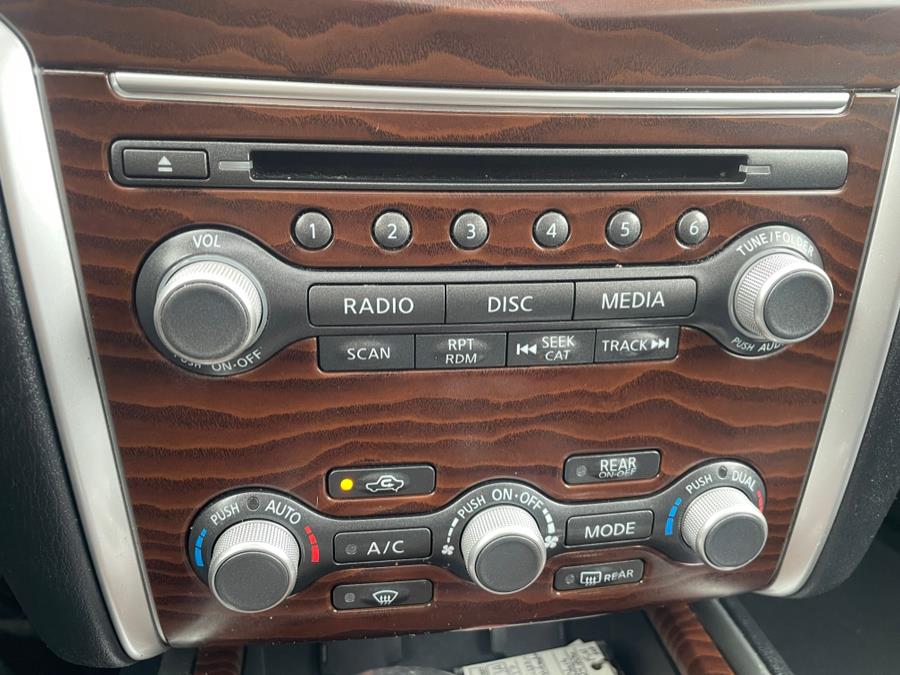 2017 Nissan Pathfinder 4x4 Platinum, available for sale in Vernon, Connecticut | Diamond Auto Cars LLC. Vernon, Connecticut 2017 Nissan Pathfinder 4x4 Platinum, available for sale in Vernon, Connecticut | Diamond Auto Cars LLC. Vernon, Connecticut
