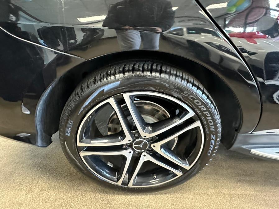 2018 Mercedes-Benz GLE AMG GLE 43 4MATIC SUV, available for sale in Inwood, New York | 5 Towns Drive. Inwood, New York 2018 Mercedes-Benz GLE AMG GLE 43 4MATIC SUV, available for sale in Inwood, New York | 5 Towns Drive. Inwood, New York