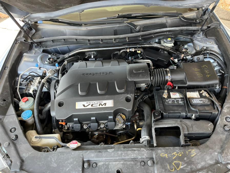 2010 Honda Accord Crosstour 4WD 5dr EX-L, available for sale in New Britain, Connecticut | Supreme Automotive. New Britain, Connecticut 2010 Honda Accord Crosstour 4WD 5dr EX-L, available for sale in New Britain, Connecticut | Supreme Automotive. New Britain, Connecticut