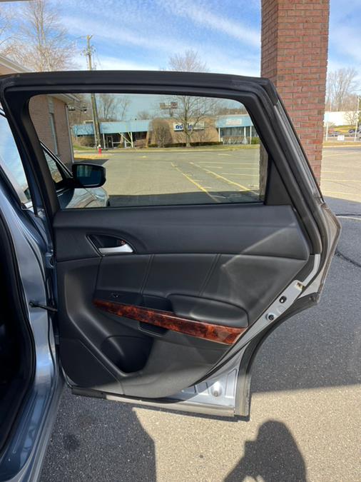 2010 Honda Accord Crosstour 4WD 5dr EX-L, available for sale in New Britain, Connecticut | Supreme Automotive. New Britain, Connecticut 2010 Honda Accord Crosstour 4WD 5dr EX-L, available for sale in New Britain, Connecticut | Supreme Automotive. New Britain, Connecticut