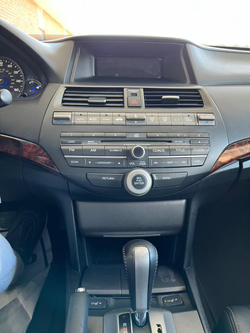 2010 Honda Accord Crosstour 4WD 5dr EX-L, available for sale in New Britain, Connecticut | Supreme Automotive. New Britain, Connecticut 2010 Honda Accord Crosstour 4WD 5dr EX-L, available for sale in New Britain, Connecticut | Supreme Automotive. New Britain, Connecticut