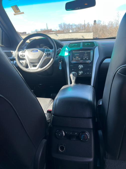 2015 Ford Explorer 4WD 4dr XLT, available for sale in Garfield, New Jersey | Mikes Auto Sales LLC. Garfield, New Jersey 2015 Ford Explorer 4WD 4dr XLT, available for sale in Garfield, New Jersey | Mikes Auto Sales LLC. Garfield, New Jersey