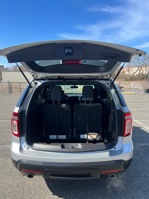 2015 Ford Explorer 4WD 4dr XLT, available for sale in Garfield, New Jersey | Mikes Auto Sales LLC. Garfield, New Jersey 2015 Ford Explorer 4WD 4dr XLT, available for sale in Garfield, New Jersey | Mikes Auto Sales LLC. Garfield, New Jersey