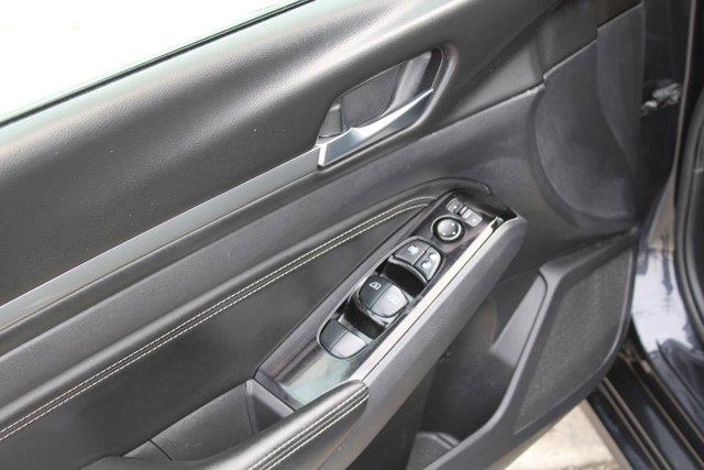 2020 Nissan Altima 2.5 SL, available for sale in Elmont, New York | NY Luxury Motors. Elmont, New York 2020 Nissan Altima 2.5 SL, available for sale in Elmont, New York | NY Luxury Motors. Elmont, New York