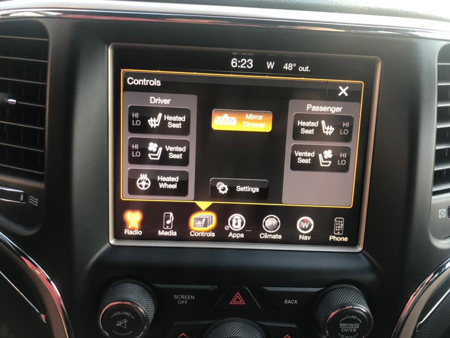 2015 Jeep Grand Cherokee 4WD 4dr Limited, available for sale in Irvington, New Jersey | Elis Motors Corp. Irvington, New Jersey 2015 Jeep Grand Cherokee 4WD 4dr Limited, available for sale in Irvington, New Jersey | Elis Motors Corp. Irvington, New Jersey