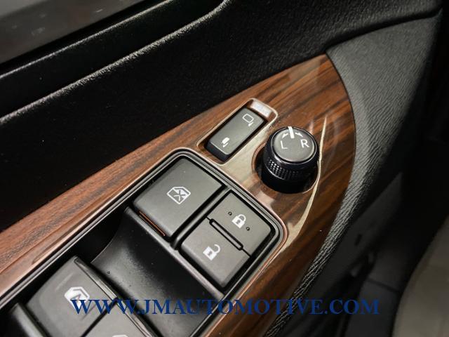 2017 Toyota Sienna Limited AWD 7-Passenger, available for sale in Naugatuck, Connecticut | J&M Automotive Sls&Svc LLC. Naugatuck, Connecticut 2017 Toyota Sienna Limited AWD 7-Passenger, available for sale in Naugatuck, Connecticut | J&M Automotive Sls&Svc LLC. Naugatuck, Connecticut