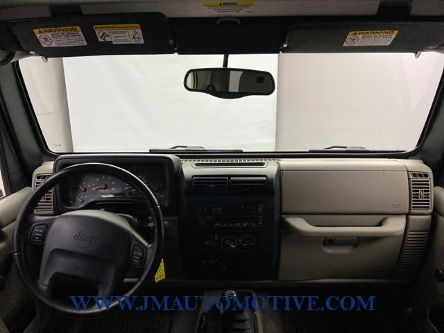 2004 Jeep Wrangler 2dr Sahara, available for sale in Naugatuck, Connecticut | J&M Automotive Sls&Svc LLC. Naugatuck, Connecticut 2004 Jeep Wrangler 2dr Sahara, available for sale in Naugatuck, Connecticut | J&M Automotive Sls&Svc LLC. Naugatuck, Connecticut