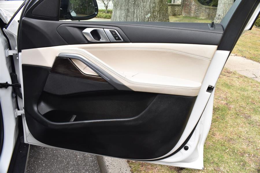 2021 BMW X6 xDrive40i AWD 4dr Sports Activity Coupe, available for sale in Great Neck, New York | Camy Cars. Great Neck, New York 2021 BMW X6 xDrive40i AWD 4dr Sports Activity Coupe, available for sale in Great Neck, New York | Camy Cars. Great Neck, New York
