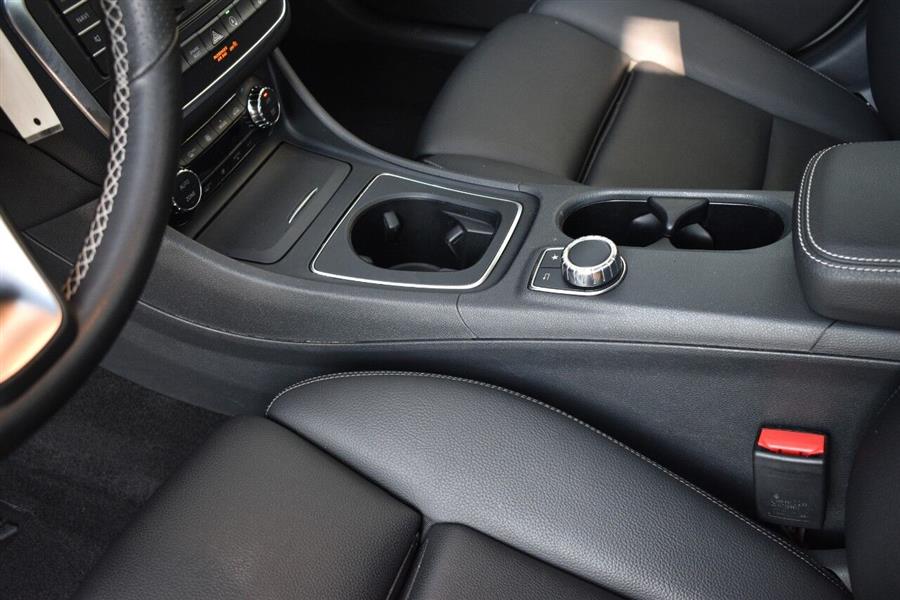 2017 Mercedes-benz Gla GLA 250 4MATIC AWD 4dr SUV, available for sale in Great Neck, New York | Camy Cars. Great Neck, New York 2017 Mercedes-benz Gla GLA 250 4MATIC AWD 4dr SUV, available for sale in Great Neck, New York | Camy Cars. Great Neck, New York