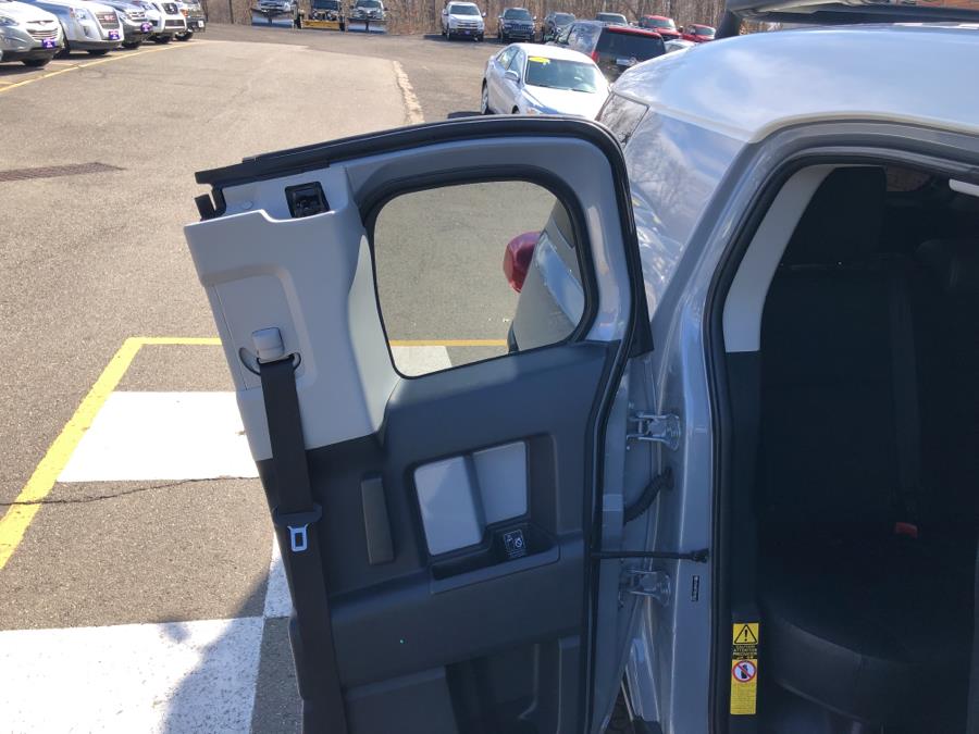 2014 Toyota FJ Cruiser 4WD 4dr Auto, available for sale in Waterbury, Connecticut | National Auto Brokers, Inc.. Waterbury, Connecticut 2014 Toyota FJ Cruiser 4WD 4dr Auto, available for sale in Waterbury, Connecticut | National Auto Brokers, Inc.. Waterbury, Connecticut