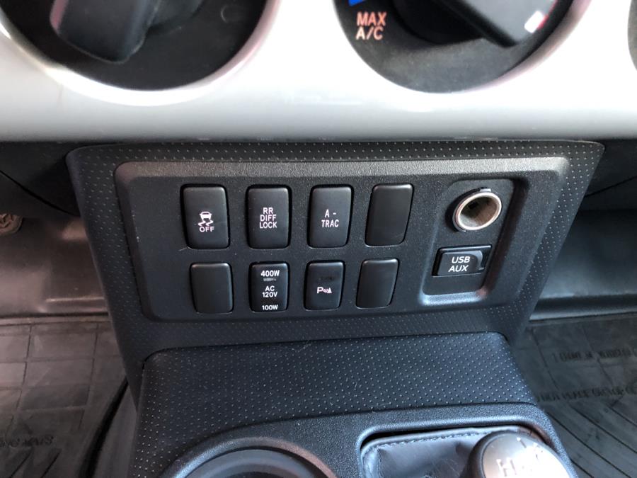 2014 Toyota FJ Cruiser 4WD 4dr Auto, available for sale in Waterbury, Connecticut | National Auto Brokers, Inc.. Waterbury, Connecticut 2014 Toyota FJ Cruiser 4WD 4dr Auto, available for sale in Waterbury, Connecticut | National Auto Brokers, Inc.. Waterbury, Connecticut