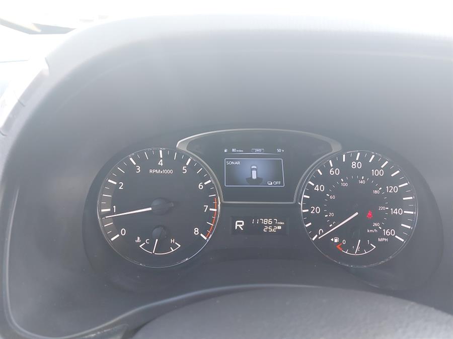 2014 Nissan Pathfinder 4WD 4dr SV, available for sale in West Hartford, Connecticut | Chadrad Motors llc. West Hartford, Connecticut 2014 Nissan Pathfinder 4WD 4dr SV, available for sale in West Hartford, Connecticut | Chadrad Motors llc. West Hartford, Connecticut