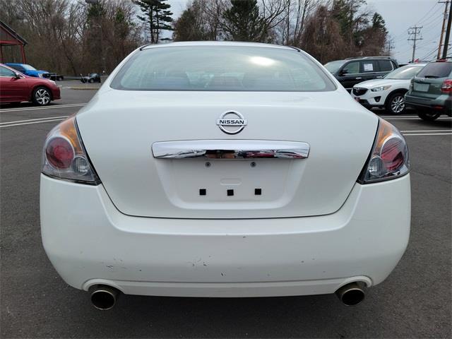 2010 Nissan Altima 2.5 S, available for sale in Stratford, Connecticut | Wiz Leasing Inc. Stratford, Connecticut 2010 Nissan Altima 2.5 S, available for sale in Stratford, Connecticut | Wiz Leasing Inc. Stratford, Connecticut
