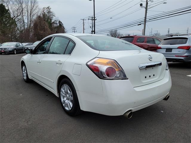 2010 Nissan Altima 2.5 S, available for sale in Stratford, Connecticut | Wiz Leasing Inc. Stratford, Connecticut 2010 Nissan Altima 2.5 S, available for sale in Stratford, Connecticut | Wiz Leasing Inc. Stratford, Connecticut