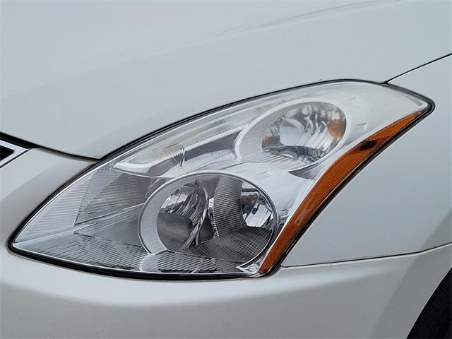 2010 Nissan Altima 2.5 S, available for sale in Stratford, Connecticut | Wiz Leasing Inc. Stratford, Connecticut 2010 Nissan Altima 2.5 S, available for sale in Stratford, Connecticut | Wiz Leasing Inc. Stratford, Connecticut