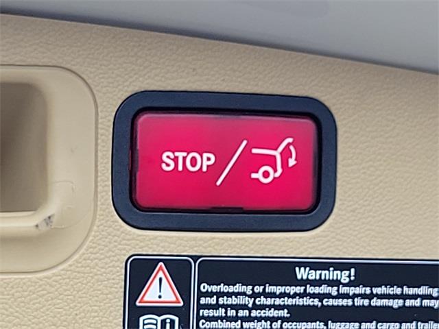 2011 Mercedes-benz Gl-class GL 450, available for sale in Stratford, Connecticut | Wiz Leasing Inc. Stratford, Connecticut 2011 Mercedes-benz Gl-class GL 450, available for sale in Stratford, Connecticut | Wiz Leasing Inc. Stratford, Connecticut