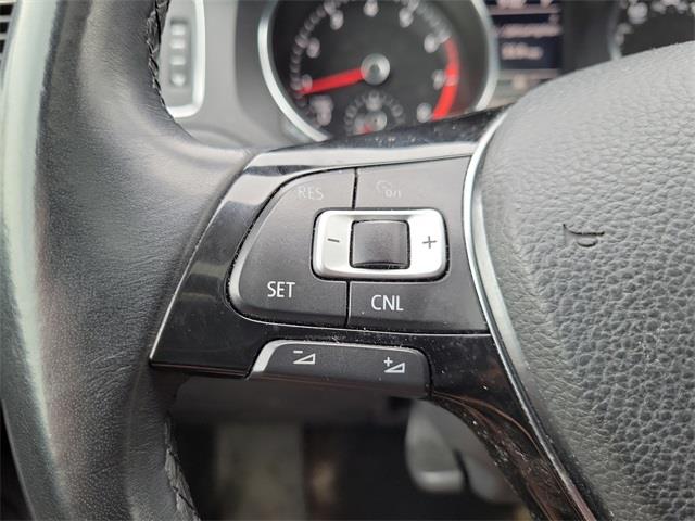 2017 Volkswagen Jetta 1.4T SE, available for sale in Stratford, Connecticut | Wiz Leasing Inc. Stratford, Connecticut 2017 Volkswagen Jetta 1.4T SE, available for sale in Stratford, Connecticut | Wiz Leasing Inc. Stratford, Connecticut