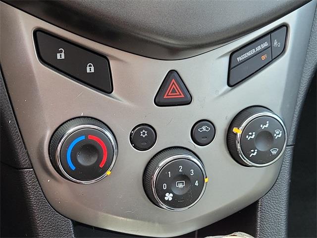 2015 Chevrolet Sonic LT, available for sale in Stratford, Connecticut | Wiz Leasing Inc. Stratford, Connecticut 2015 Chevrolet Sonic LT, available for sale in Stratford, Connecticut | Wiz Leasing Inc. Stratford, Connecticut
