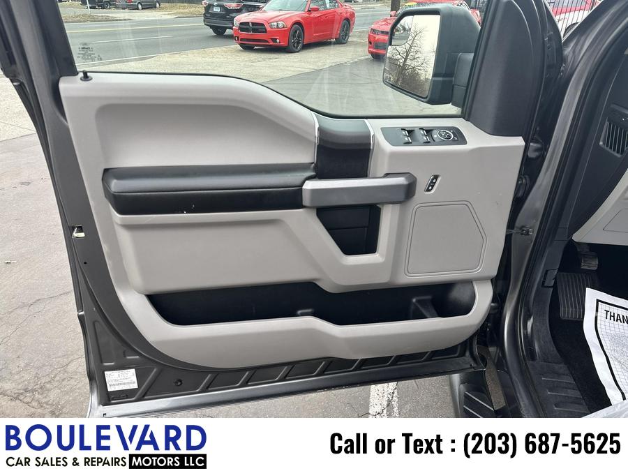 2015 Ford F150 Supercrew Cab XLT Pickup 4D 5 1/2 ft, available for sale in New Haven, Connecticut | Boulevard Motors LLC. New Haven, Connecticut 2015 Ford F150 Supercrew Cab XLT Pickup 4D 5 1/2 ft, available for sale in New Haven, Connecticut | Boulevard Motors LLC. New Haven, Connecticut