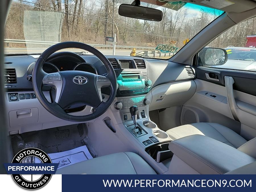 2010 Toyota Highlander 4WD 4dr V6 SE, available for sale in Wappingers Falls, New York | Performance Motor Cars. Wappingers Falls, New York 2010 Toyota Highlander 4WD 4dr V6 SE, available for sale in Wappingers Falls, New York | Performance Motor Cars. Wappingers Falls, New York