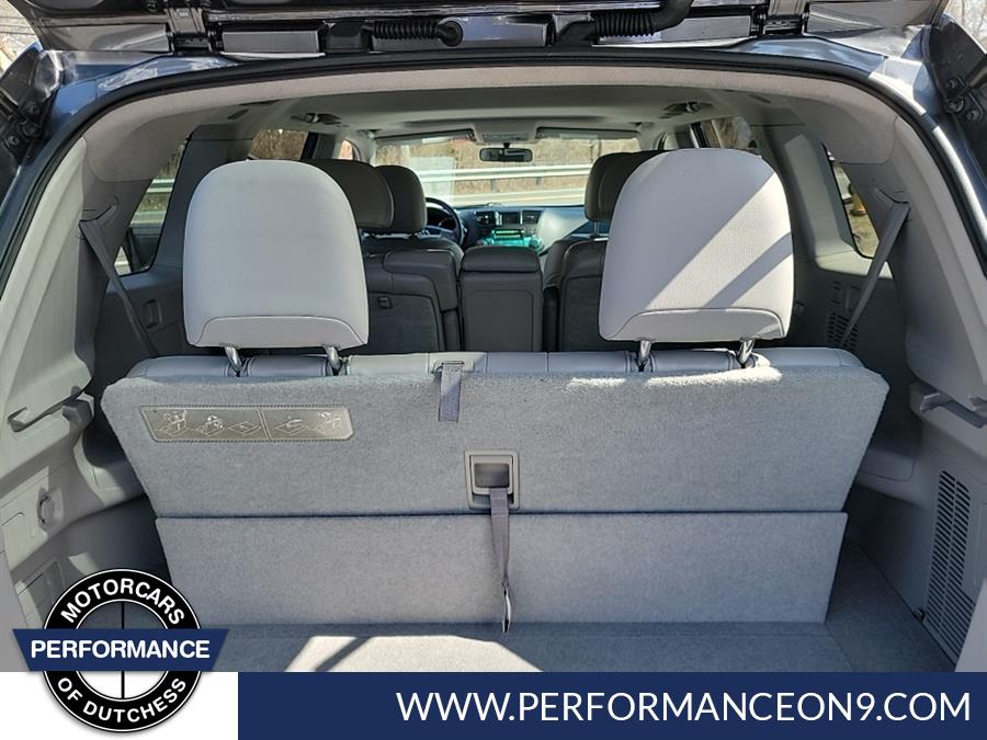 2010 Toyota Highlander 4WD 4dr V6 SE, available for sale in Wappingers Falls, New York | Performance Motor Cars. Wappingers Falls, New York 2010 Toyota Highlander 4WD 4dr V6 SE, available for sale in Wappingers Falls, New York | Performance Motor Cars. Wappingers Falls, New York