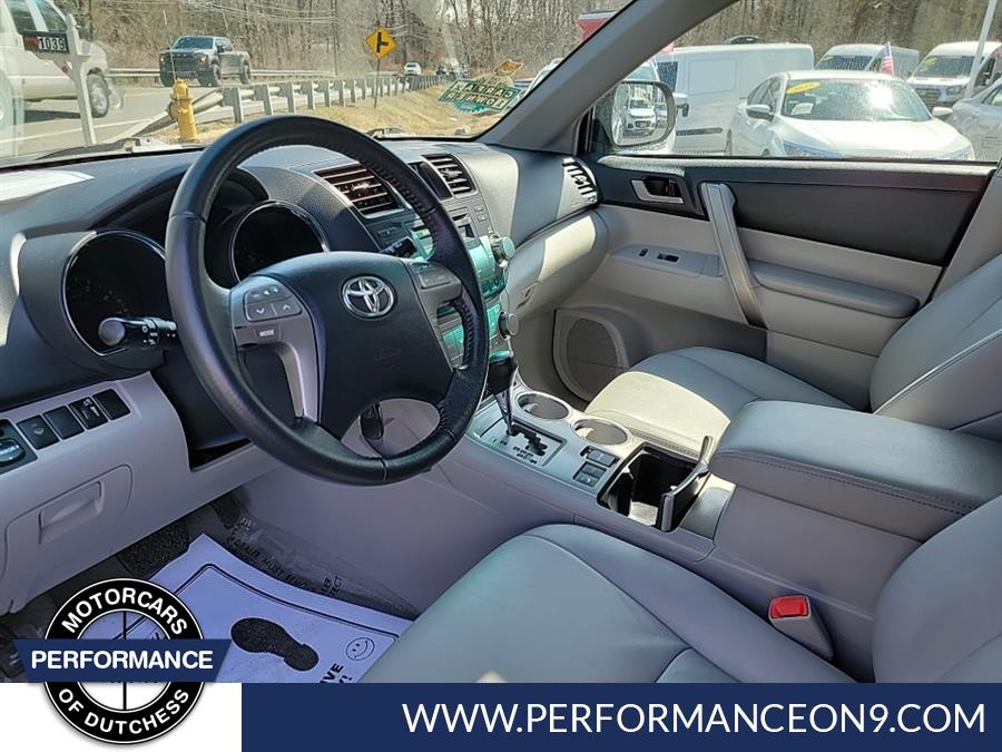 2010 Toyota Highlander 4WD 4dr V6 SE, available for sale in Wappingers Falls, New York | Performance Motor Cars. Wappingers Falls, New York 2010 Toyota Highlander 4WD 4dr V6 SE, available for sale in Wappingers Falls, New York | Performance Motor Cars. Wappingers Falls, New York