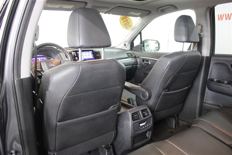 2019 Honda Pilot EXL, available for sale in Paterson, New Jersey | Fast Track Motors. Paterson, New Jersey 2019 Honda Pilot EXL, available for sale in Paterson, New Jersey | Fast Track Motors. Paterson, New Jersey
