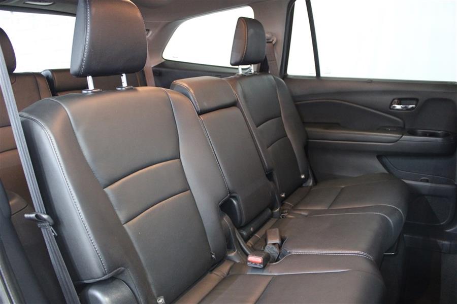 2019 Honda Pilot EXL, available for sale in Paterson, New Jersey | Fast Track Motors. Paterson, New Jersey 2019 Honda Pilot EXL, available for sale in Paterson, New Jersey | Fast Track Motors. Paterson, New Jersey