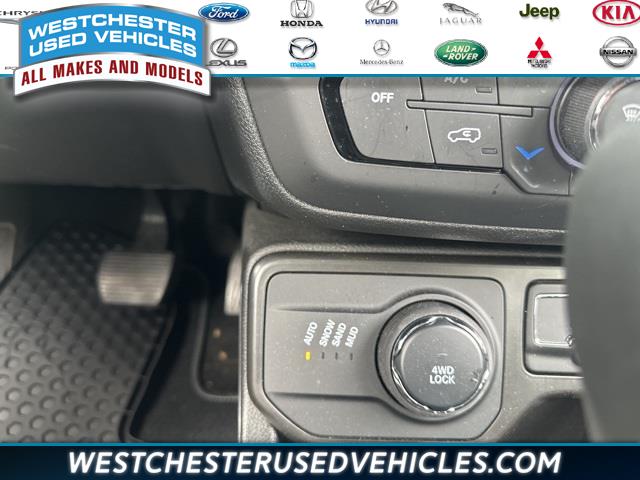 2021 Jeep Renegade Latitude, available for sale in White Plains, New York | Westchester Used Vehicles. White Plains, New York 2021 Jeep Renegade Latitude, available for sale in White Plains, New York | Westchester Used Vehicles. White Plains, New York