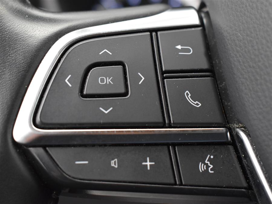 2021 Toyota Highlander LE AWD (Natl), available for sale in Irvington, New Jersey | Foreign Auto Imports. Irvington, New Jersey 2021 Toyota Highlander LE AWD (Natl), available for sale in Irvington, New Jersey | Foreign Auto Imports. Irvington, New Jersey