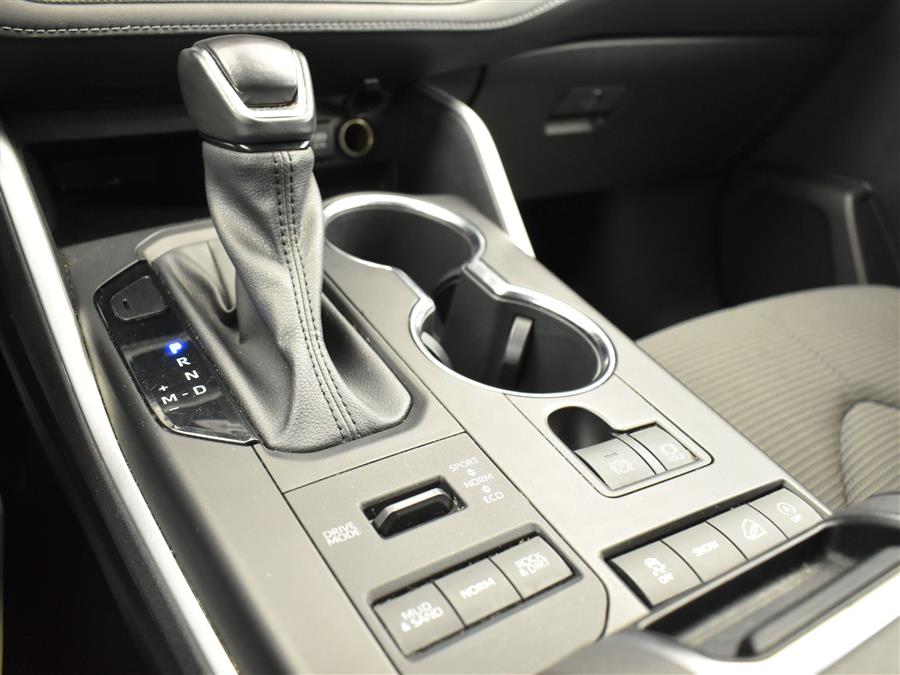 2021 Toyota Highlander LE AWD (Natl), available for sale in Irvington, New Jersey | Foreign Auto Imports. Irvington, New Jersey 2021 Toyota Highlander LE AWD (Natl), available for sale in Irvington, New Jersey | Foreign Auto Imports. Irvington, New Jersey