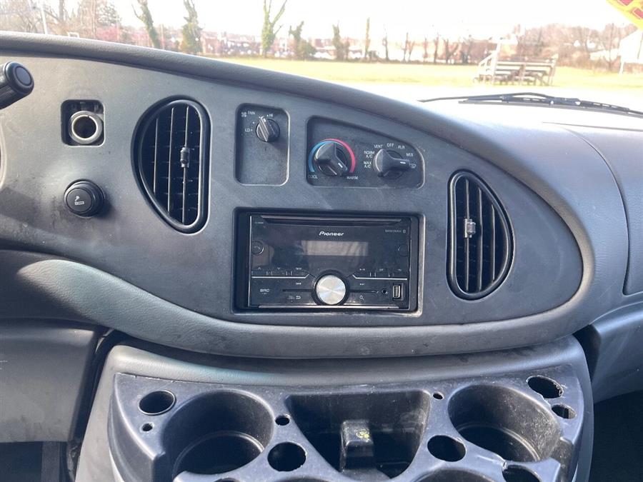 2008 Ford E-series E 350 SD 3dr Cargo Van, available for sale in Roslyn Heights, New York | Mekawy Auto Sales Inc. Roslyn Heights, New York 2008 Ford E-series E 350 SD 3dr Cargo Van, available for sale in Roslyn Heights, New York | Mekawy Auto Sales Inc. Roslyn Heights, New York