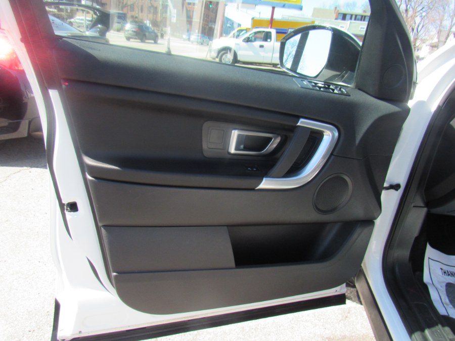 2016 Land Rover Discovery Sport SE, available for sale in Worcester, Massachusetts | Hilario's Auto Sales Inc.. Worcester, Massachusetts 2016 Land Rover Discovery Sport SE, available for sale in Worcester, Massachusetts | Hilario's Auto Sales Inc.. Worcester, Massachusetts