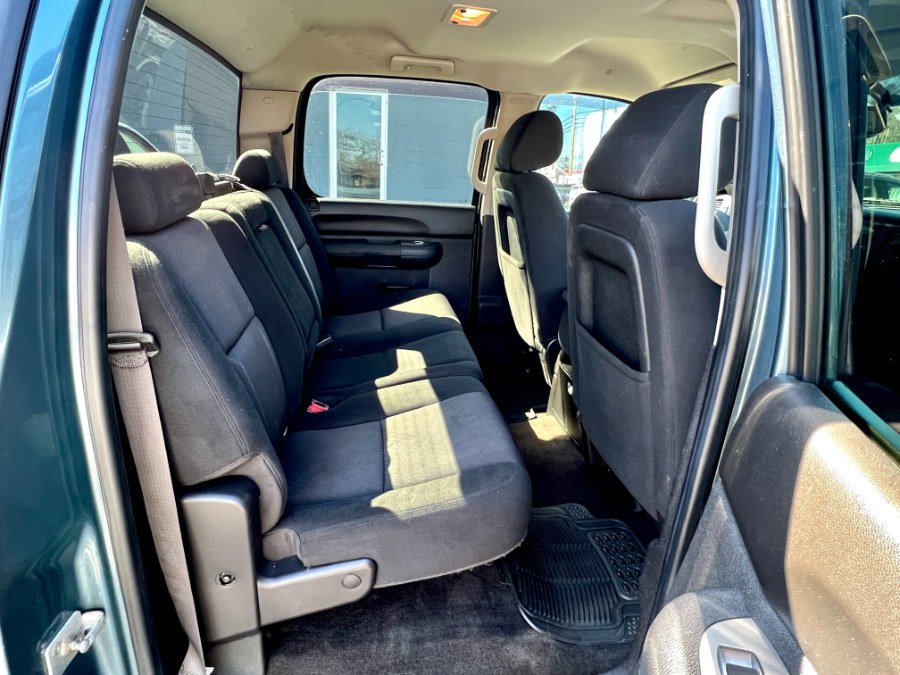 2011 Chevrolet Silverado 1500 4WD Crew Cab 143.5" LT, available for sale in Manchester, New Hampshire | Second Street Auto Sales Inc. Manchester, New Hampshire 2011 Chevrolet Silverado 1500 4WD Crew Cab 143.5" LT, available for sale in Manchester, New Hampshire | Second Street Auto Sales Inc. Manchester, New Hampshire