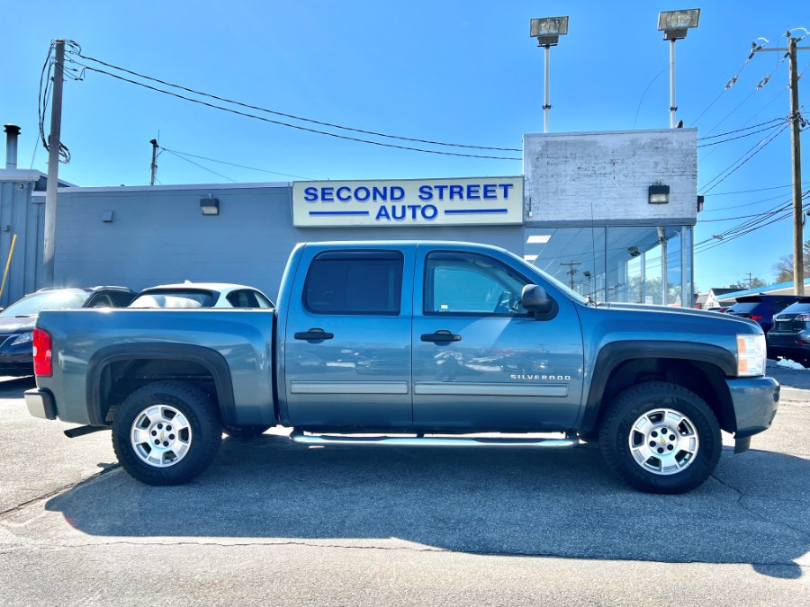 Used Chevrolet Silverado 1500 4WD Crew Cab 143.5" LT 2011 | Second Street Auto Sales Inc. Manchester, New Hampshire