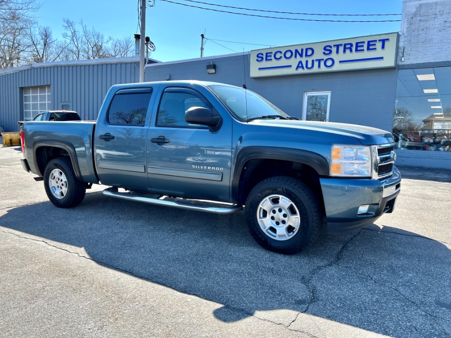 2011 Chevrolet Silverado 1500 4WD Crew Cab 143.5" LT, available for sale in Manchester, New Hampshire | Second Street Auto Sales Inc. Manchester, New Hampshire 2011 Chevrolet Silverado 1500 4WD Crew Cab 143.5" LT, available for sale in Manchester, New Hampshire | Second Street Auto Sales Inc. Manchester, New Hampshire
