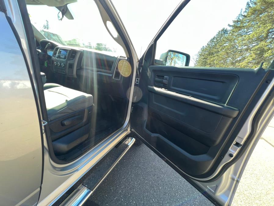 2013 Ram 2500 4WD Crew Cab 149" ST, available for sale in Waterbury, Connecticut | Platinum Auto Care. Waterbury, Connecticut 2013 Ram 2500 4WD Crew Cab 149" ST, available for sale in Waterbury, Connecticut | Platinum Auto Care. Waterbury, Connecticut