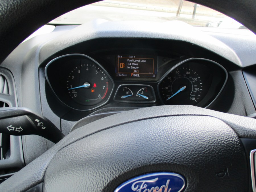 2016 Ford Focus 4dr Sdn SE, available for sale in Meriden, Connecticut | Cos Central Auto. Meriden, Connecticut 2016 Ford Focus 4dr Sdn SE, available for sale in Meriden, Connecticut | Cos Central Auto. Meriden, Connecticut