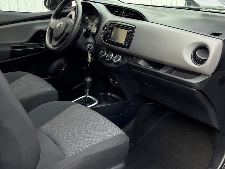 2015 Toyota Yaris 3dr Liftback Auto L (Natl), available for sale in Corona, California | Green Light Auto. Corona, California 2015 Toyota Yaris 3dr Liftback Auto L (Natl), available for sale in Corona, California | Green Light Auto. Corona, California