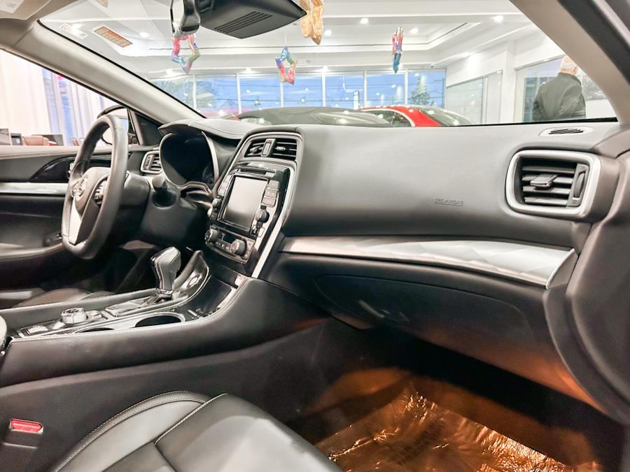 2022 Nissan Maxima SV CVT, available for sale in Franklin Square, New York | Luxury Motor Club. Franklin Square, New York 2022 Nissan Maxima SV CVT, available for sale in Franklin Square, New York | Luxury Motor Club. Franklin Square, New York
